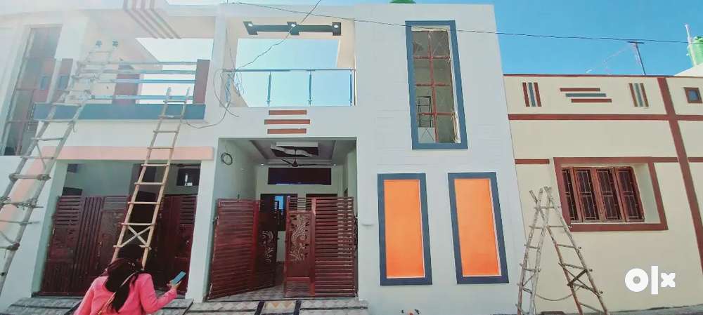 3 BHK 90 Guj Ready To Move Fully Farnished near isbt book fast