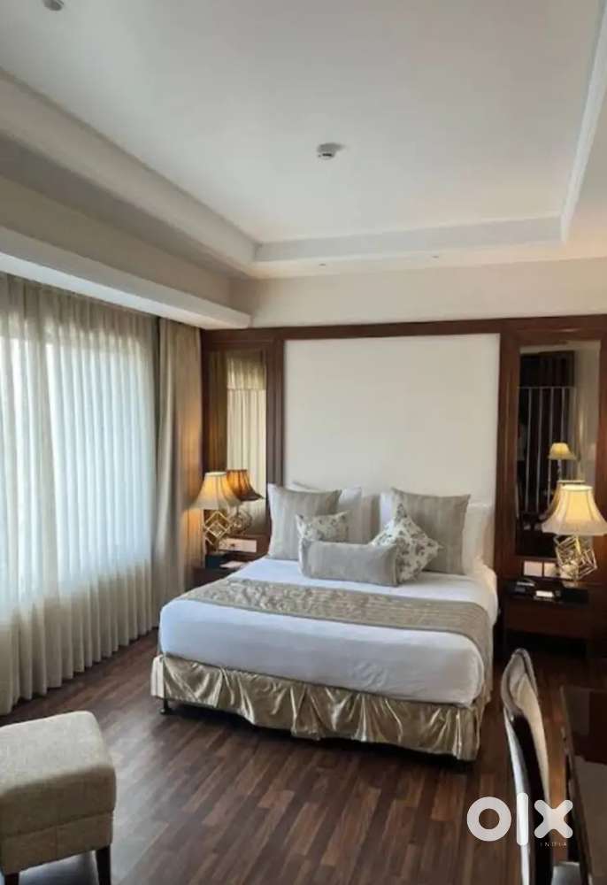 रूम पार्टनर चाहिए  ladiss