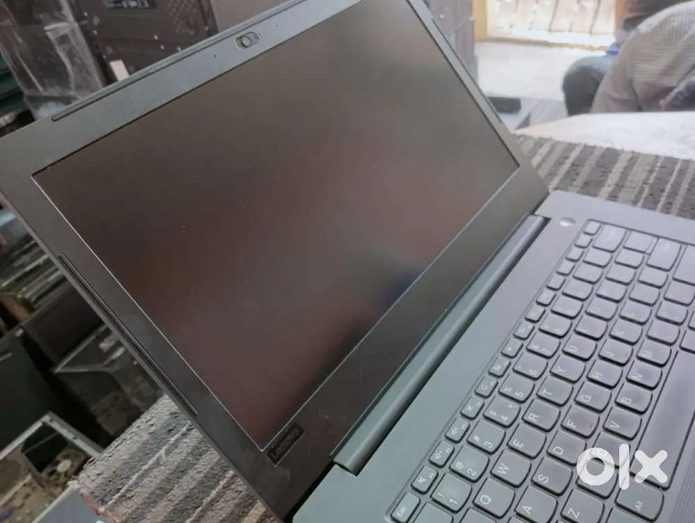 Lenovo v330