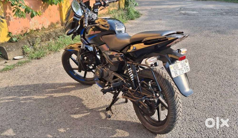 Pulsar 150 Top Model