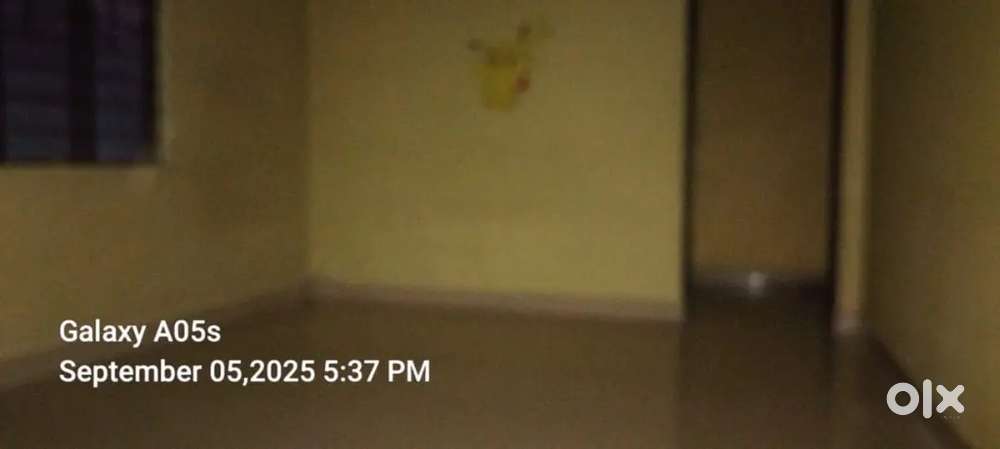 Single room available for rent