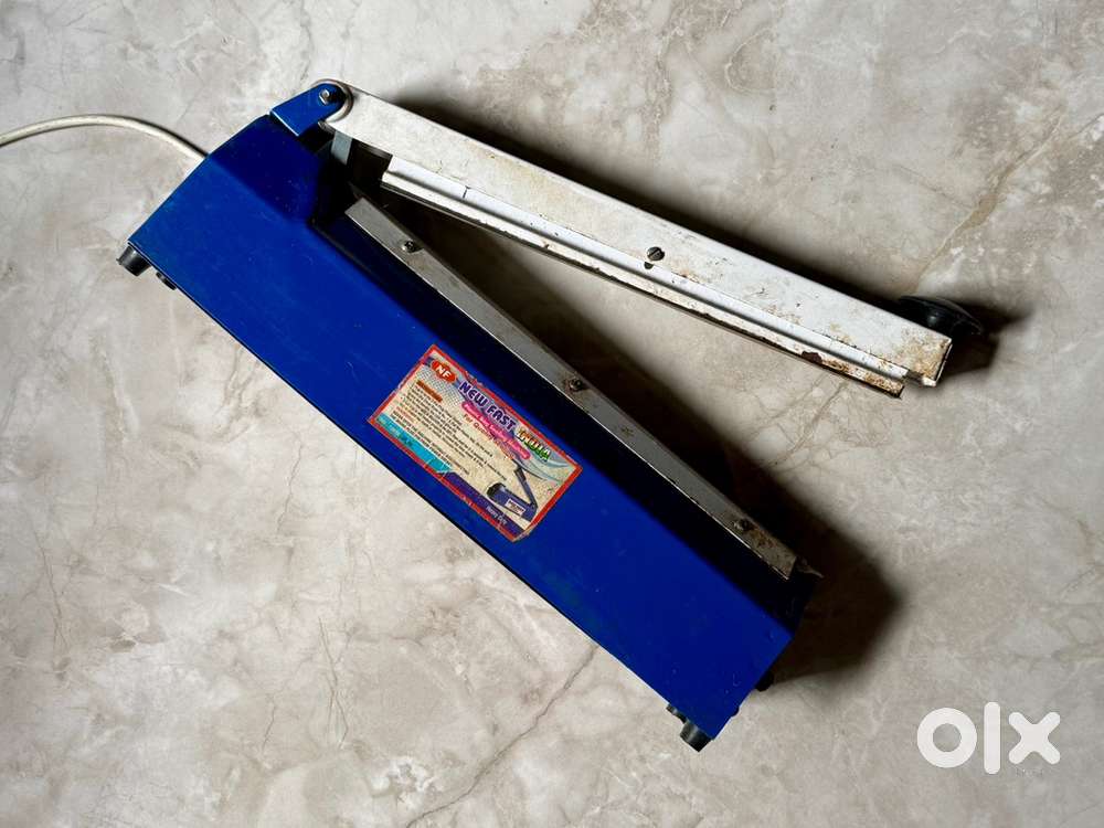Plastic Bag Sealing Machine
