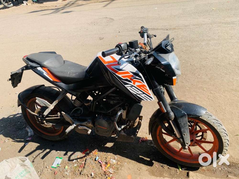 KTM DUKE 125 (2022/8/)