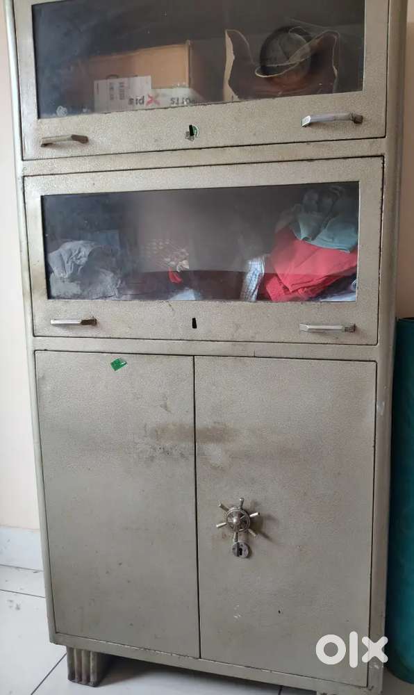 Book shelf cum Almirah