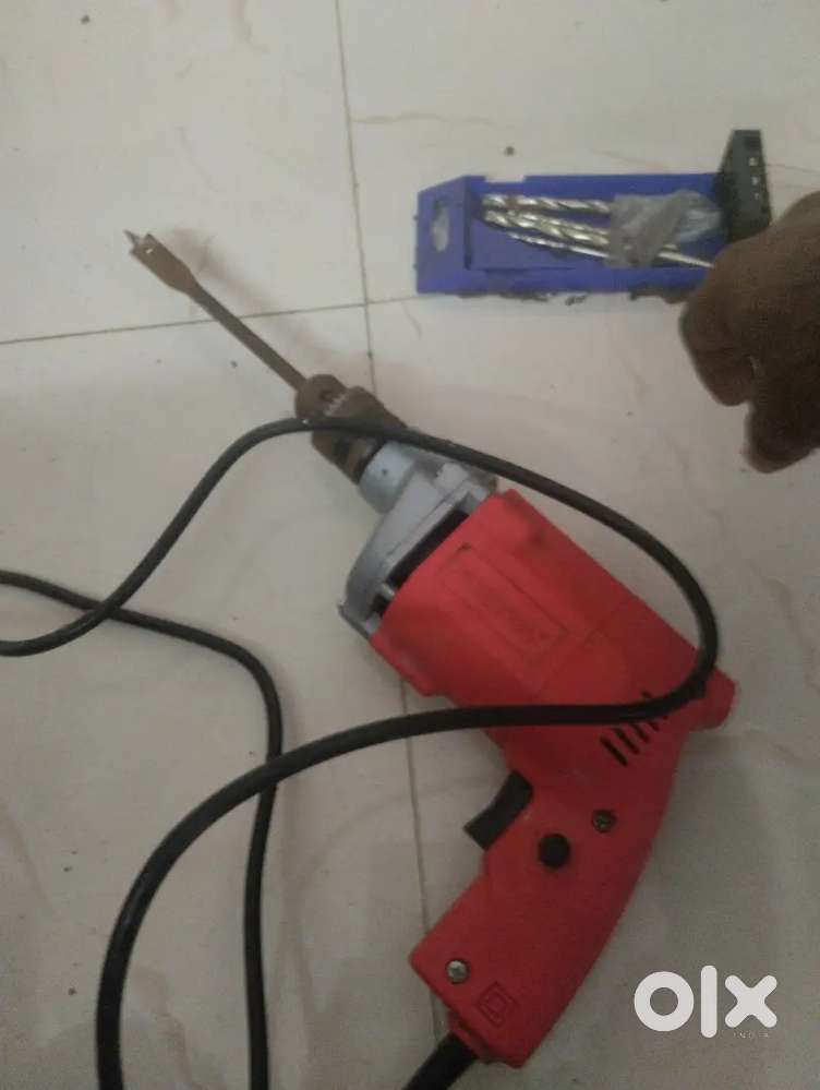 Hand drill 500