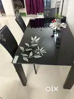 6 seater Glass dining table