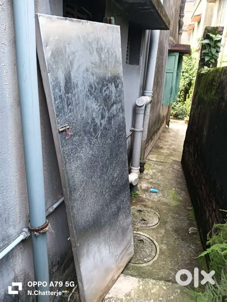 Door plywood with aluminum covered