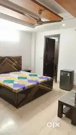 II DG REAL ESTATE II 1BHK INDEPENDENT FLOOR FULLY FURNISHED NEAR METRO