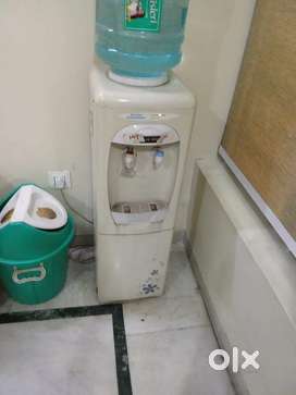 Voltas water dispenser
