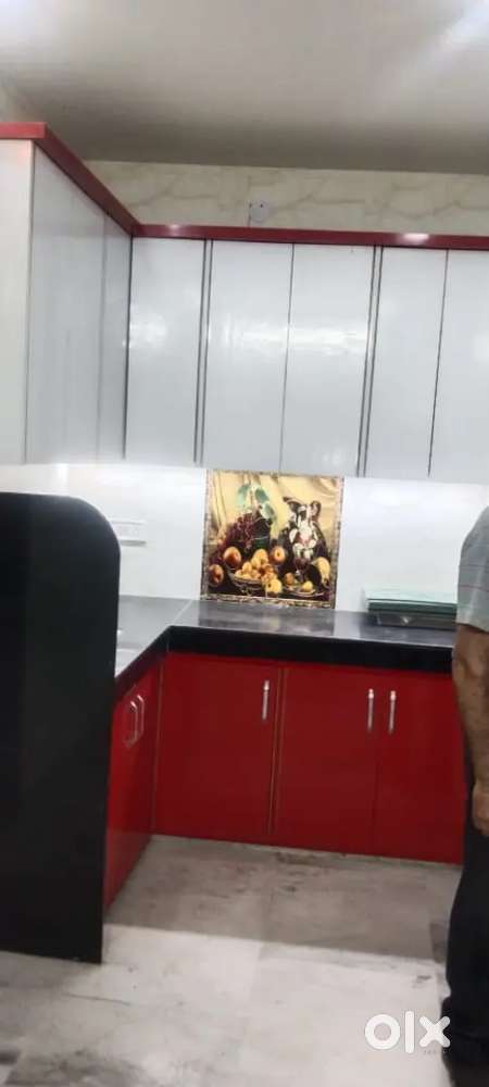 3 BHK floor on rent near Shastri Nagar Metro Station with lift