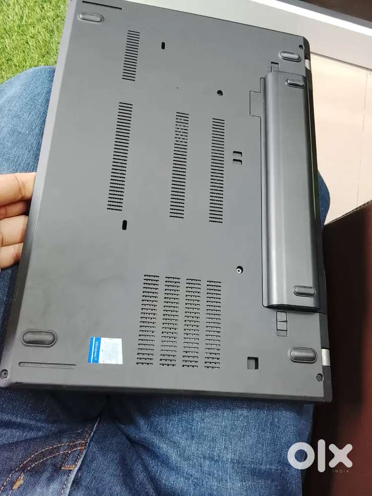 Dell laptop 5400 i5-8th Gen 8GB Ram and 256ssd