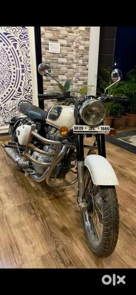 Bullet classic 350 same as new