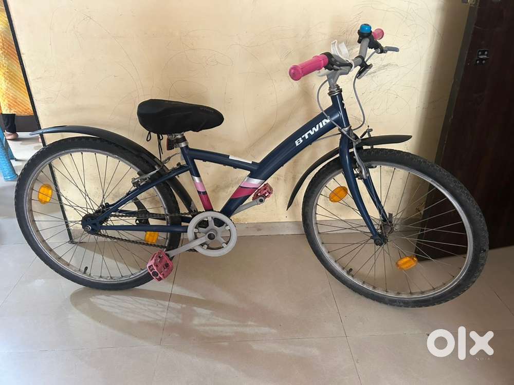 Mint condition rarely used 24” Decathlon bicycle for 8-12 years child