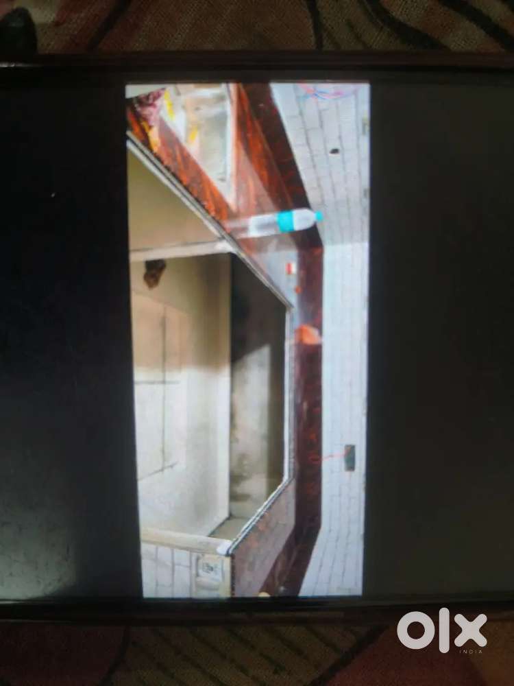 Flat ke dam me chhat sahit ghar lijiye