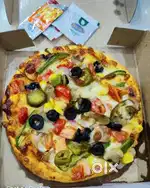PIZZA SERVICE DELIVERY BOY