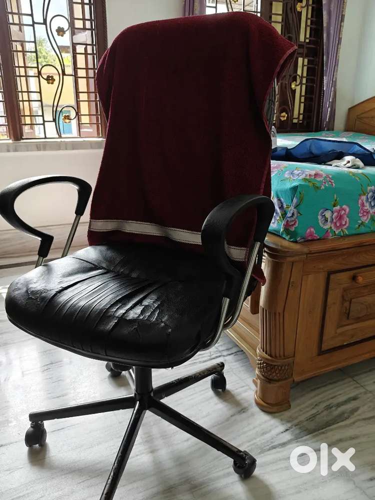 Office chair sell