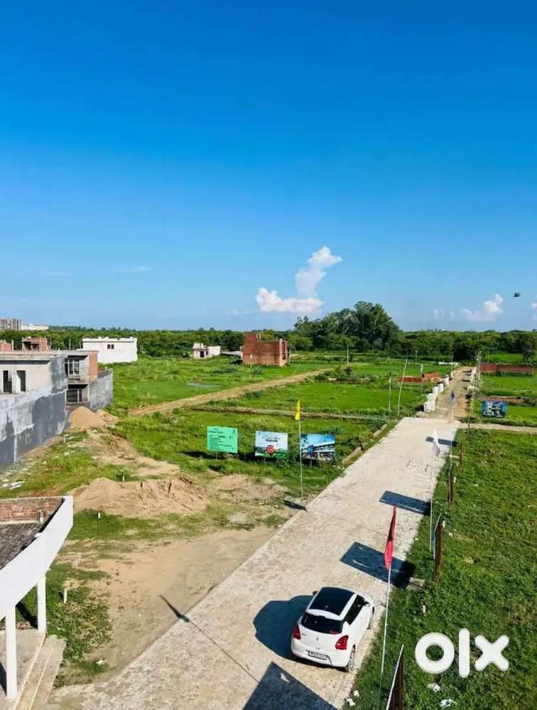 62gaj Plot for Sale in Derabassi tehsil Road low prize