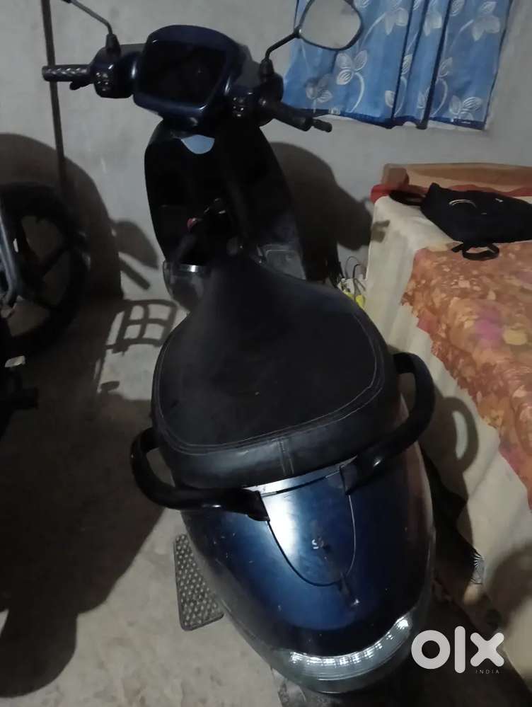 Nice scooty need urjent money