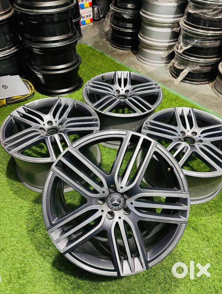 MERCEDES ALLOY WHEELS 21 INCH SET OF 4 (VERY GOOD CONDITION)