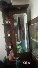 Dressing mirror wali