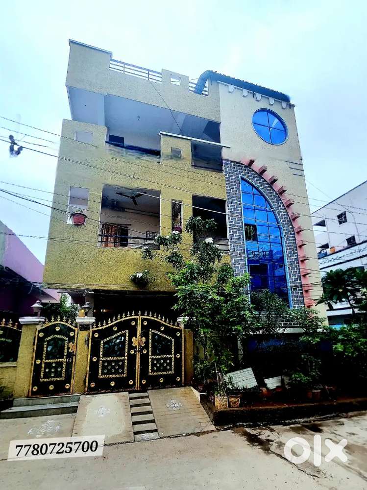 100 Sqyds , G+2 Building with rents 32000/- near Uppal