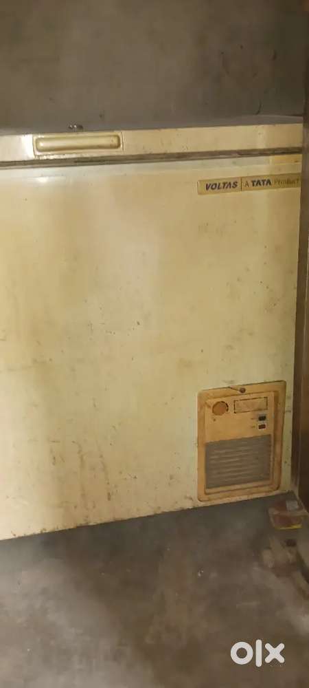 Ice cube Machine & D freezer(500Litr)