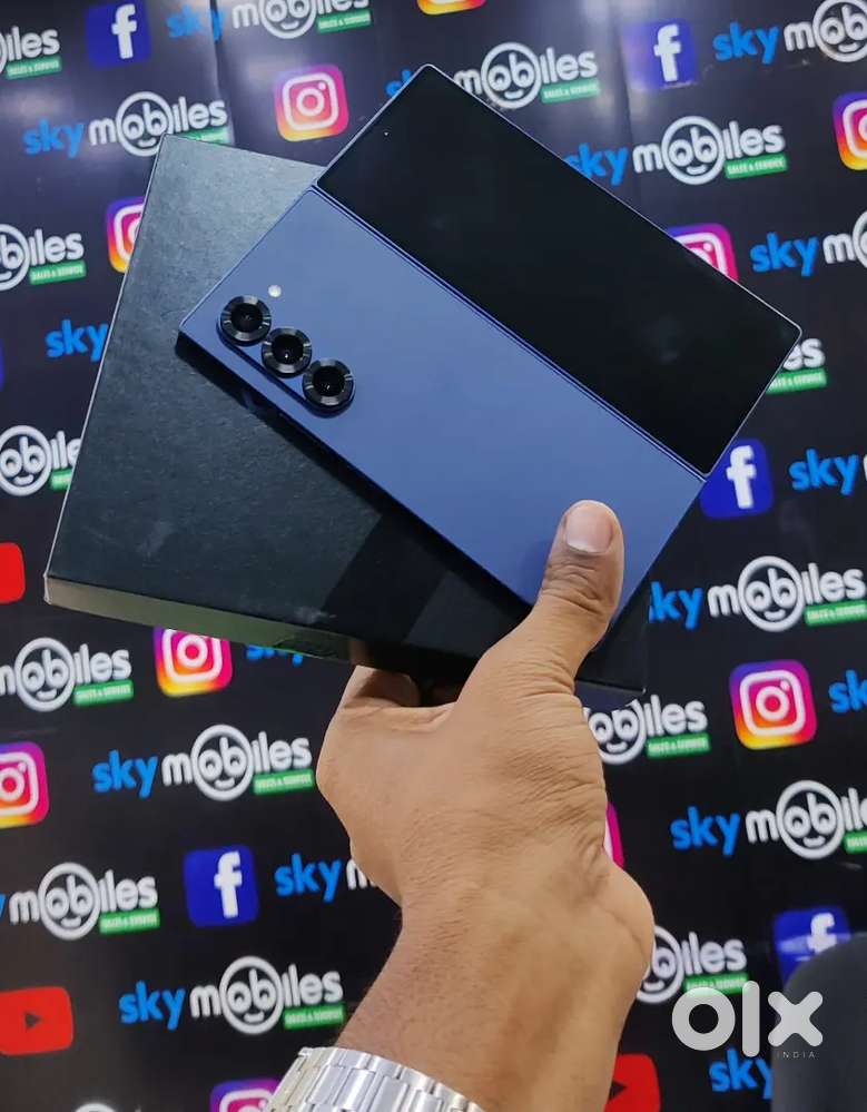 Sky mobiles, second mobiles Bajaj finance available