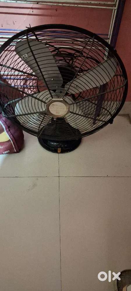 Table fan portable