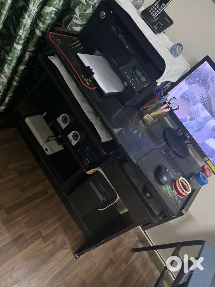 Computer Table