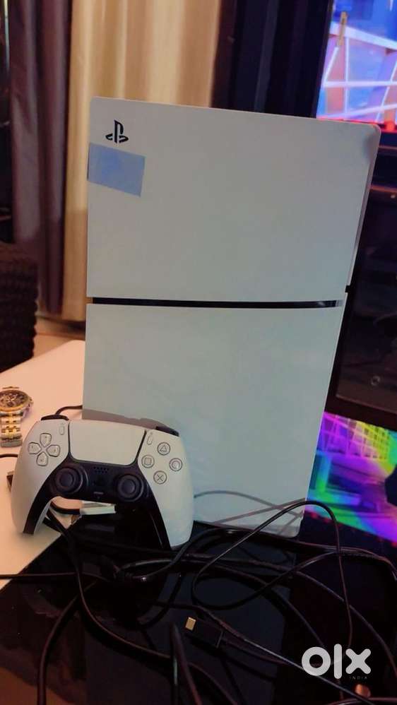 New PS5, 1 week storage 1T