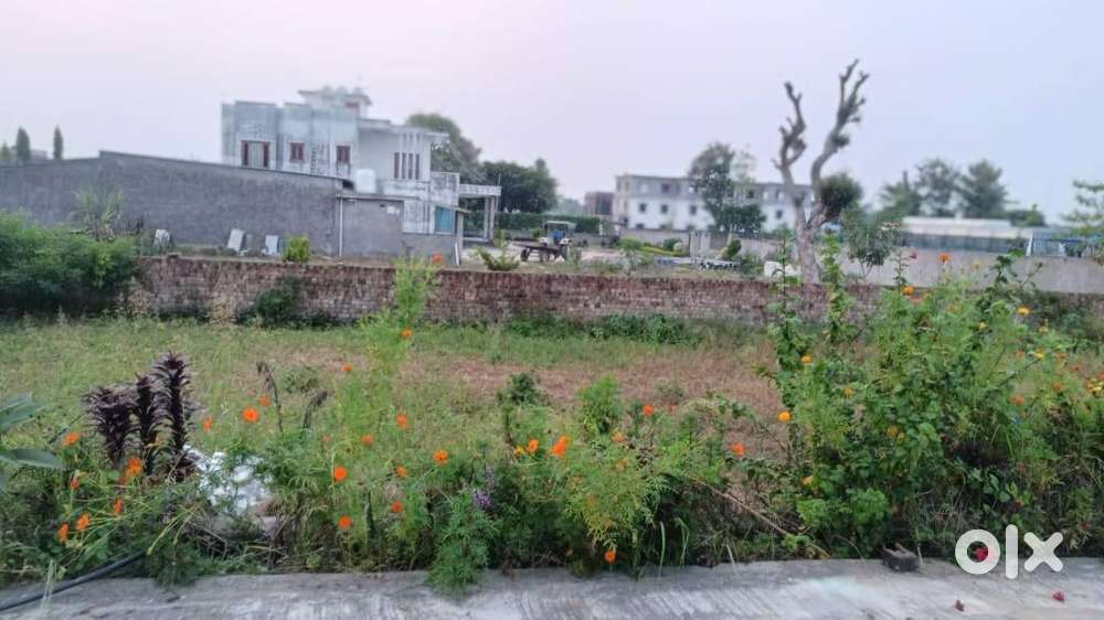 200 Gaj Plot Manpur road per