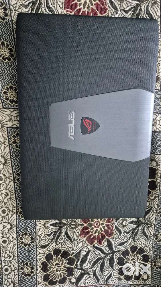 Asus gaming laptop.