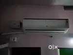 Air conditioner Voltas 1.5 tone 5star for sale ,good condition