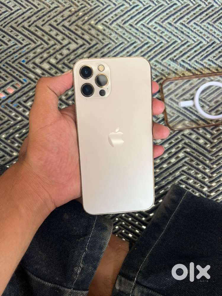 Iphone 12pro display betrry change
