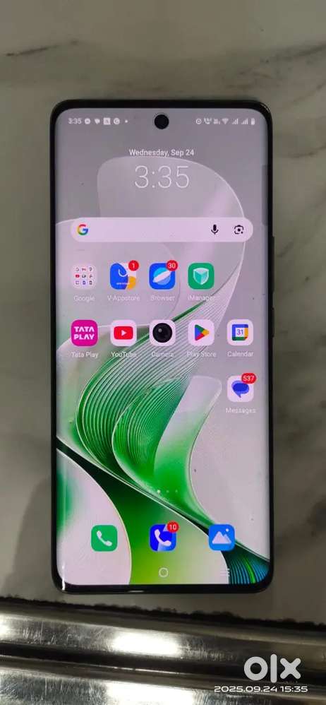 Brand New Condition Look Like New Vivo V40e