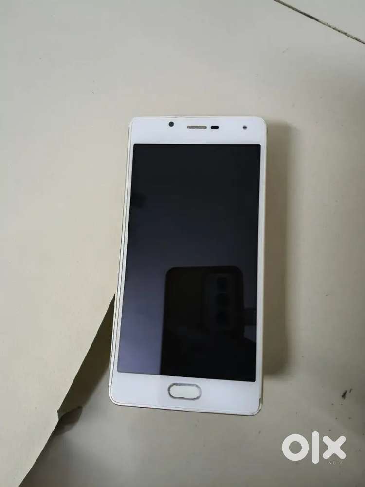 Micromax Canvas Unite 4 Q427