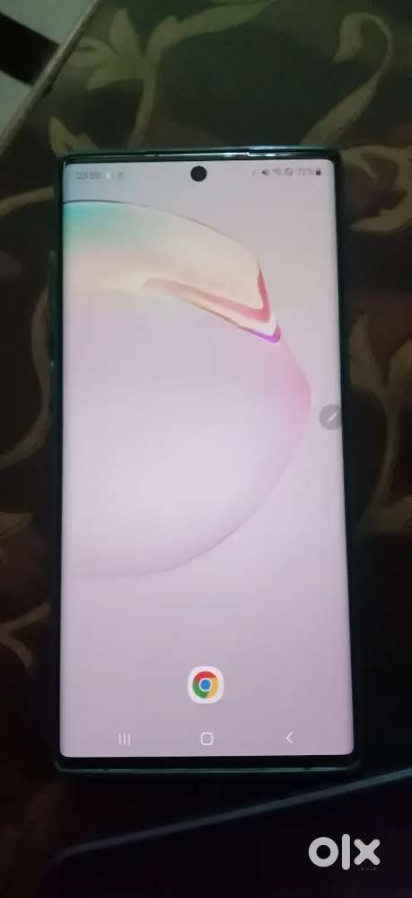 Note 10 + ( 12gb ram and 256gb storage )