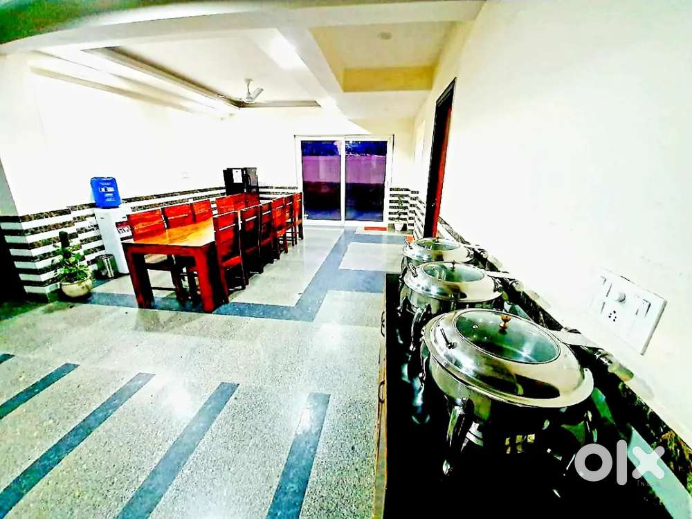 PG Near R1, Gurdian, Infospace, Central Park, Candor Tech Space, Colt