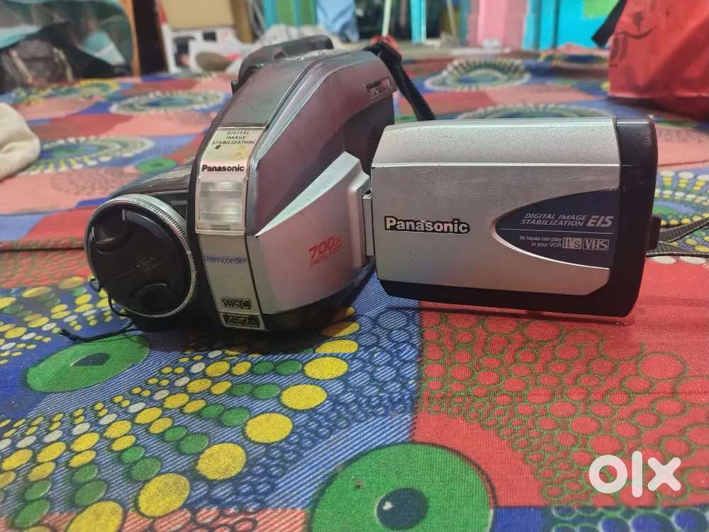 Panasonic palmcorder VHSC