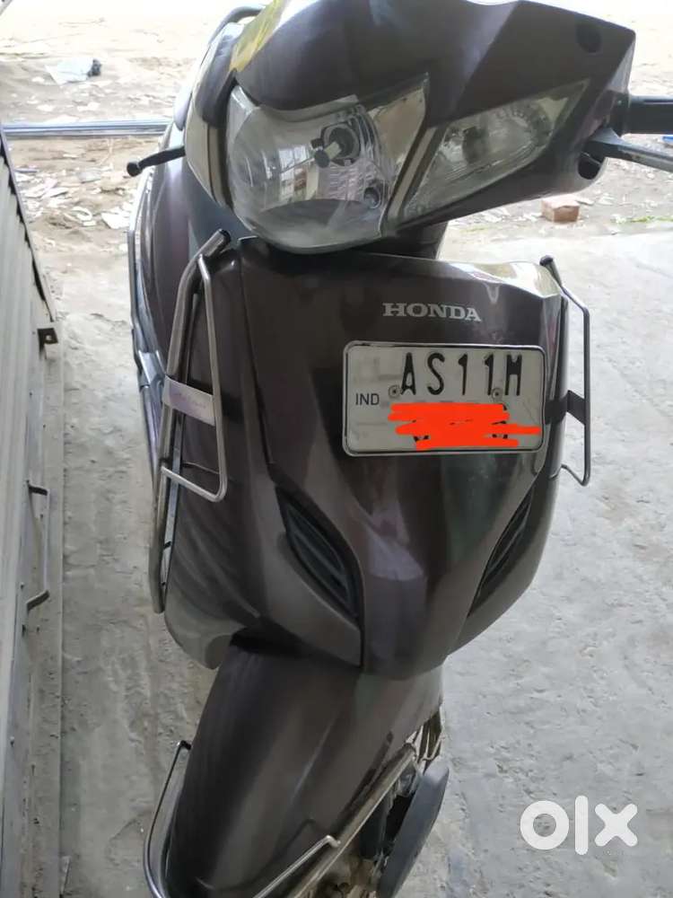 Activa 3G in a smoth condition all paper okay