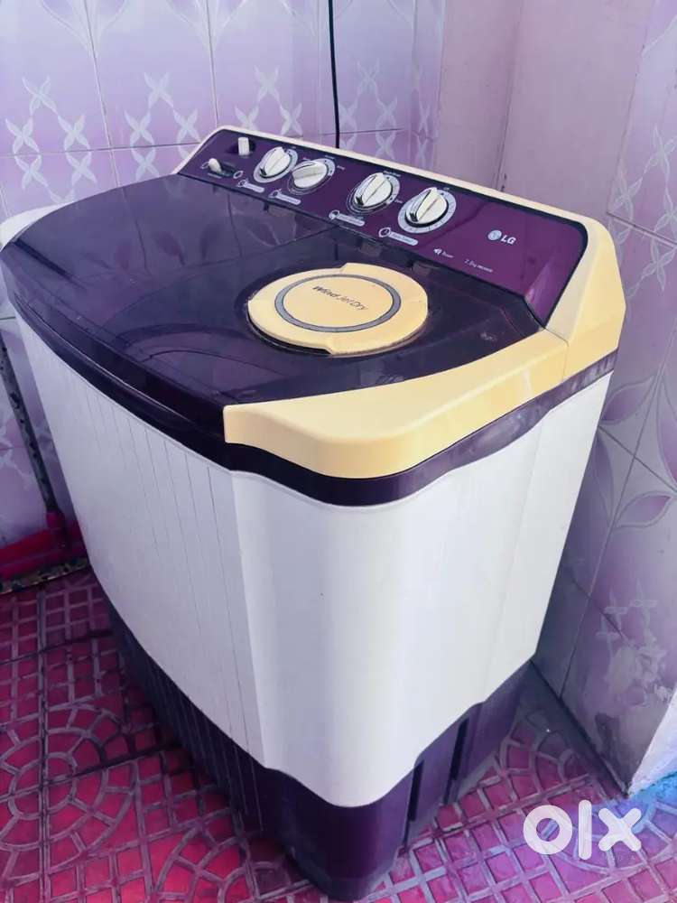 Want yo sell semi auto matic washing machine