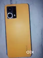 1 saal vaisa ka vaisa he bas charger nhi he