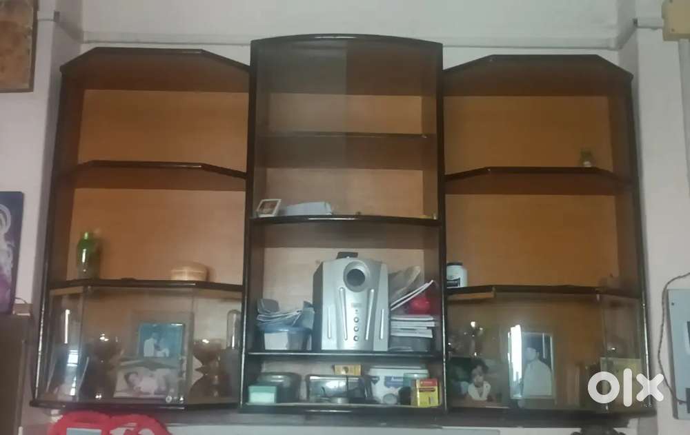 Sony tv sell(6000) or showcase (7000)