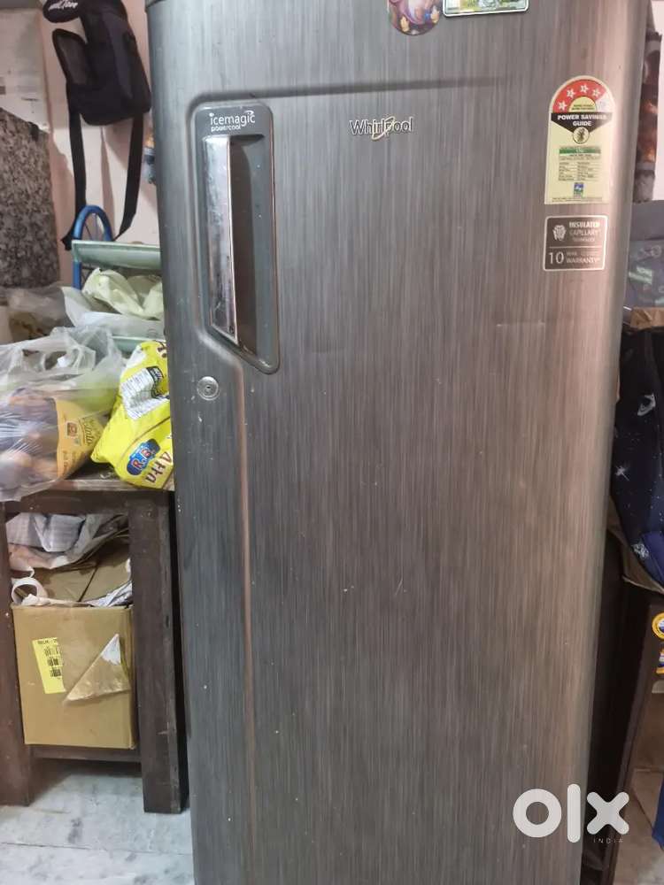 Whirlpool single door fridge