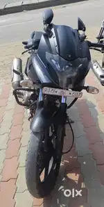 Sell my pulsar 220 like new condition no any work required in vechile