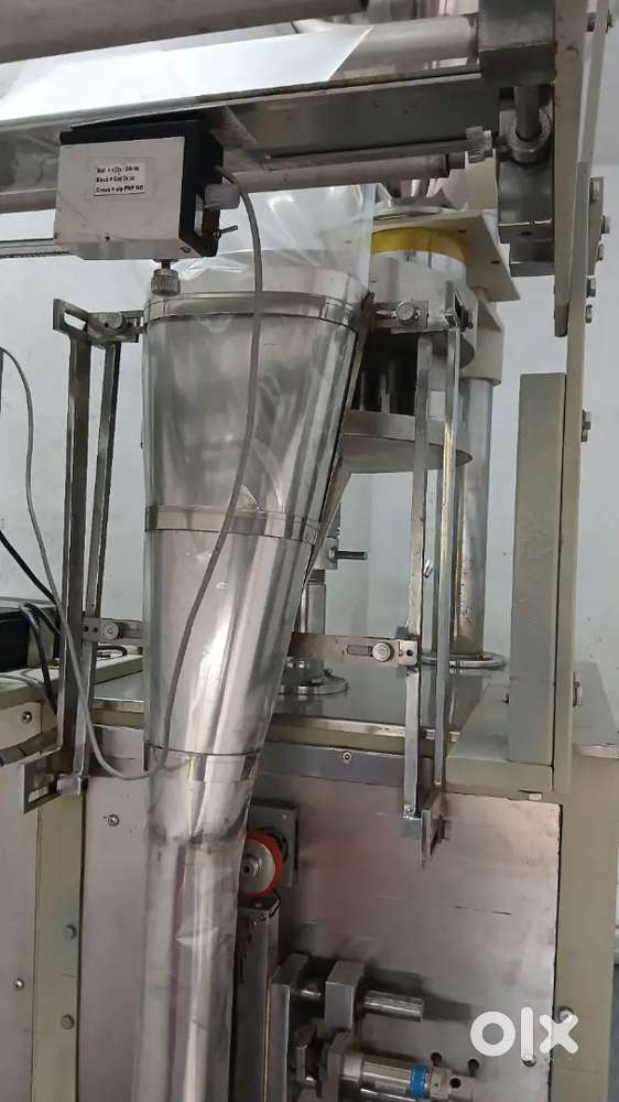 Packing machine with 
Compressor