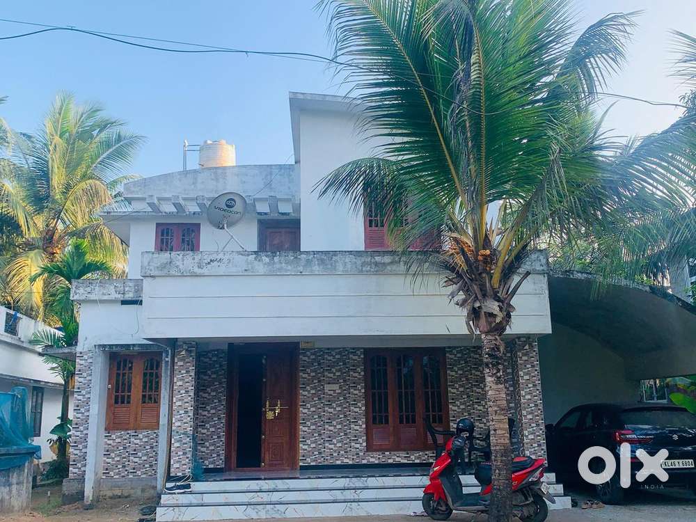 4 BHK House for Sale – 8.5 Cent Plot  1781 Sqft  Venmenad, Thrissur