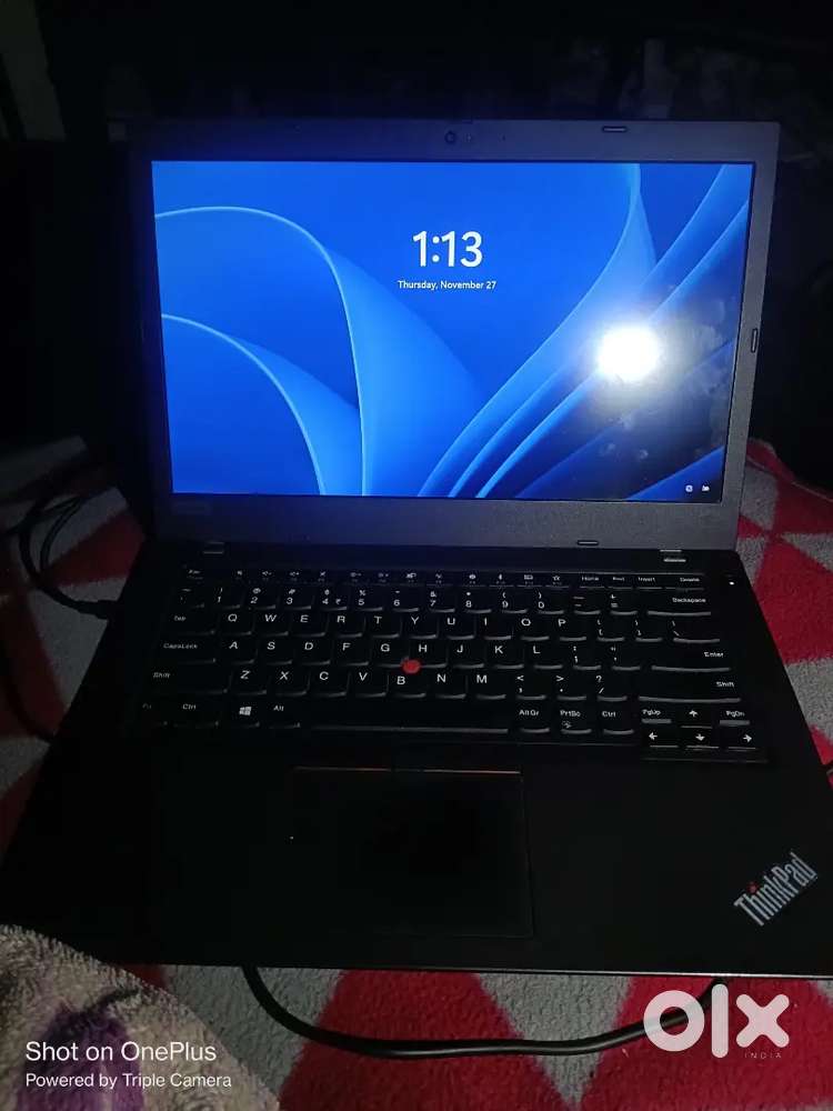 Laptop Lenovo ThinkPad i3  8 th jen.windows 11