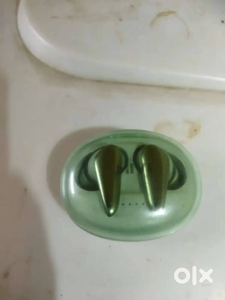 MiVi ear buds in good condition available for sell