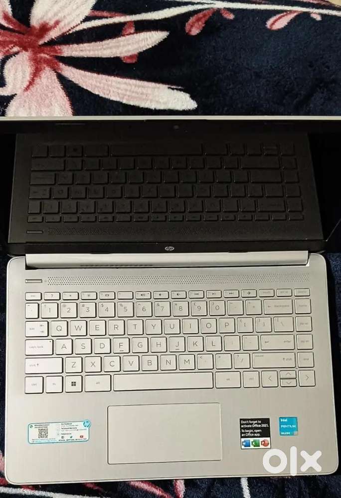HP LAPTOP PENTIUM SILVER